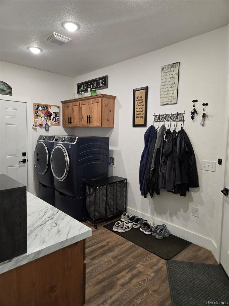 MLS Image #8 for 1245  jasmine street,burlington, Colorado