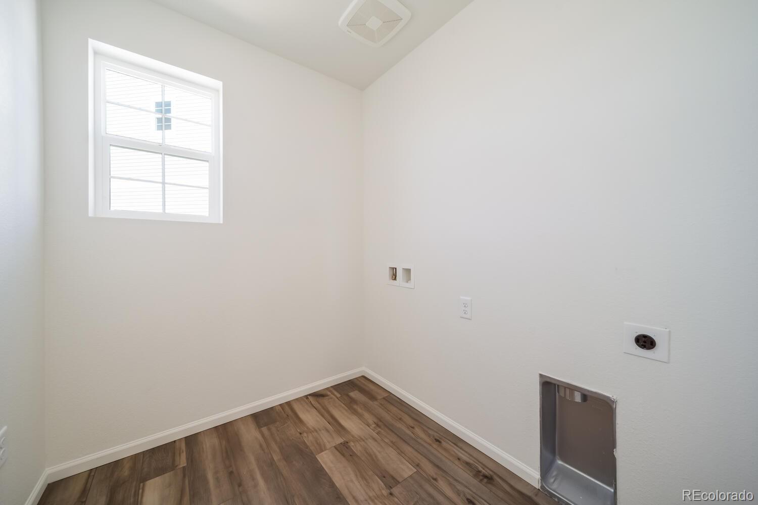 MLS Image #26 for 624  wagon wheel way,bennett, Colorado
