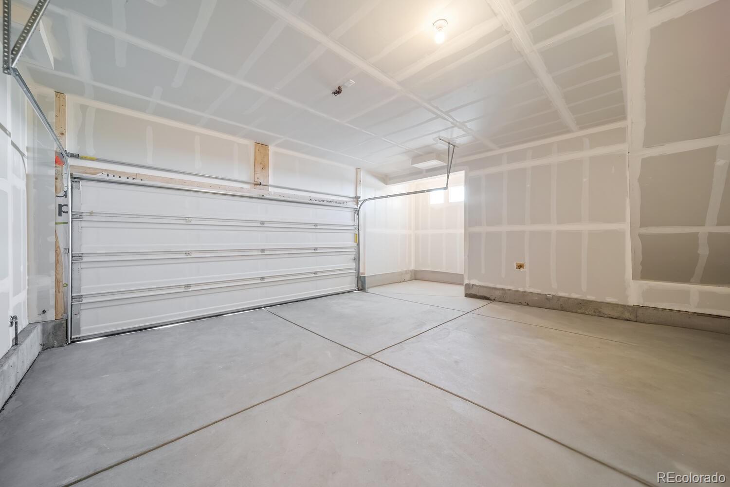 MLS Image #27 for 624  wagon wheel way,bennett, Colorado