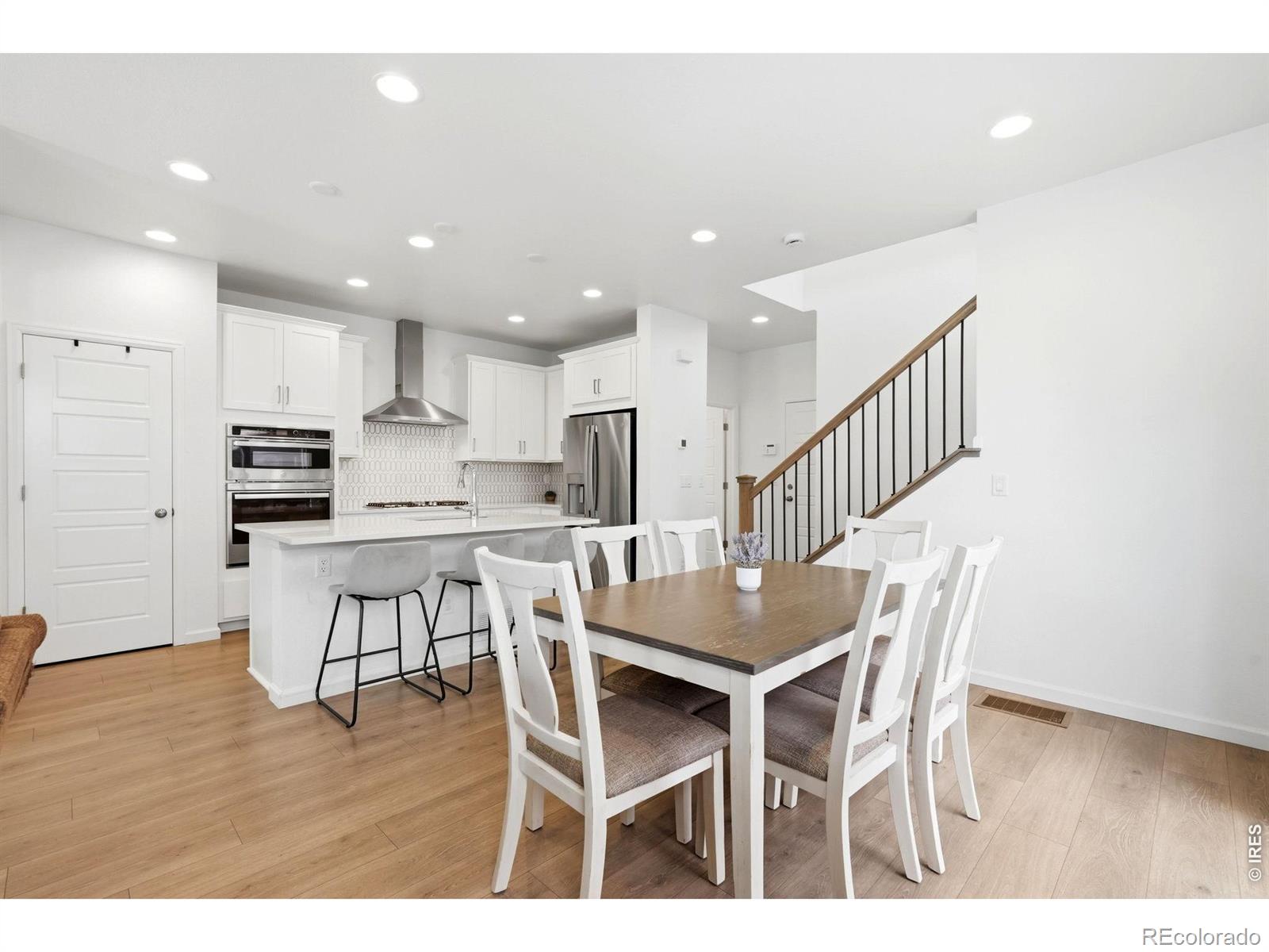 MLS Image #8 for 9915  matchless street,littleton, Colorado