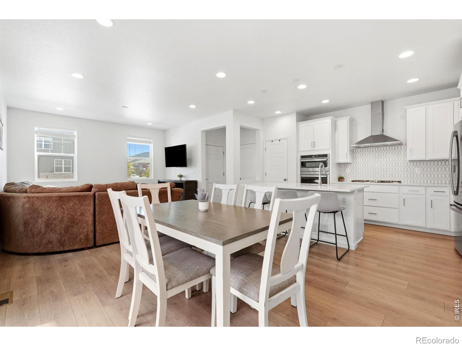 MLS Image #9 for 9915  matchless street,littleton, Colorado