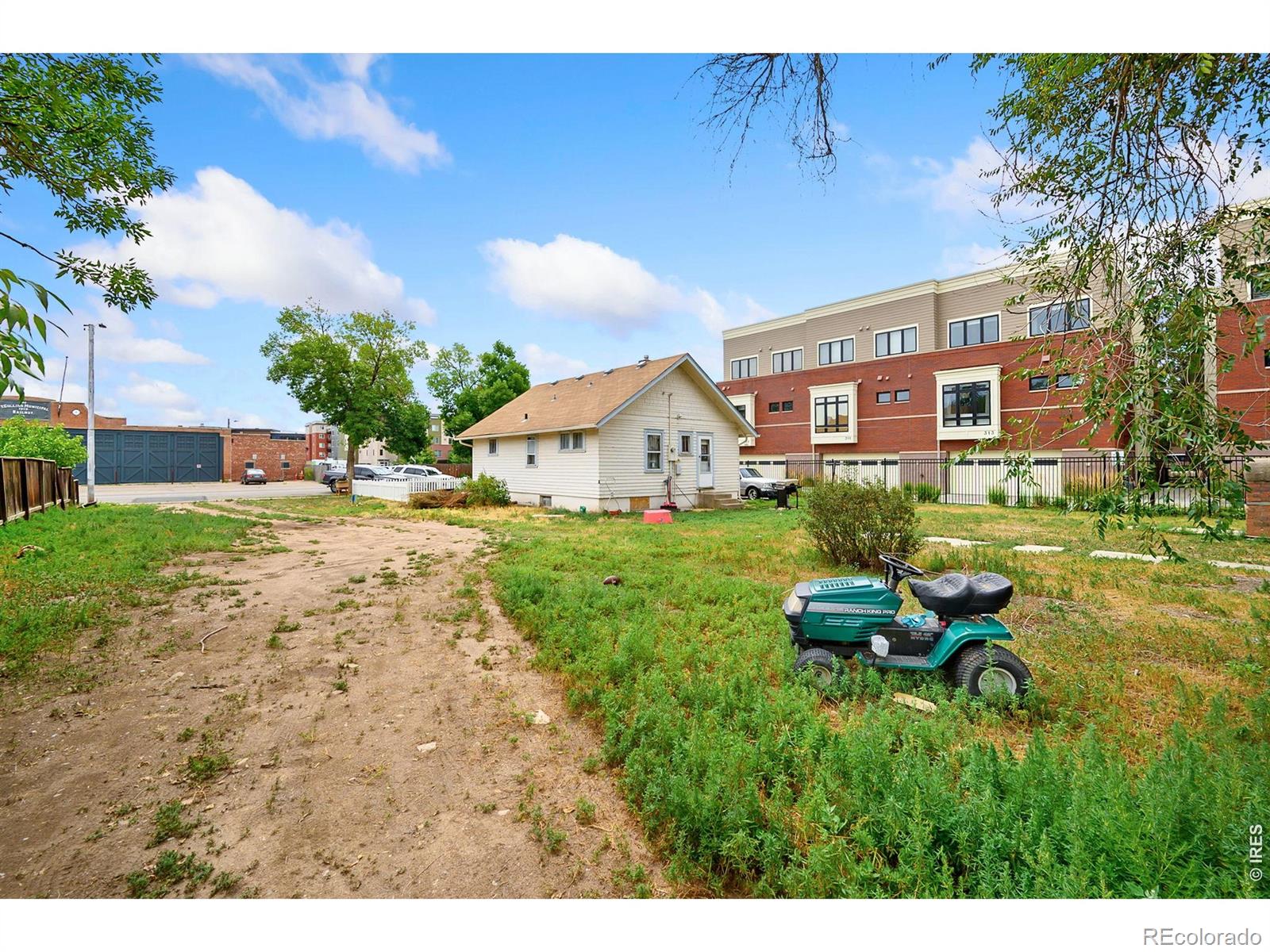 MLS Image #2 for 323 n howes street,fort collins, Colorado