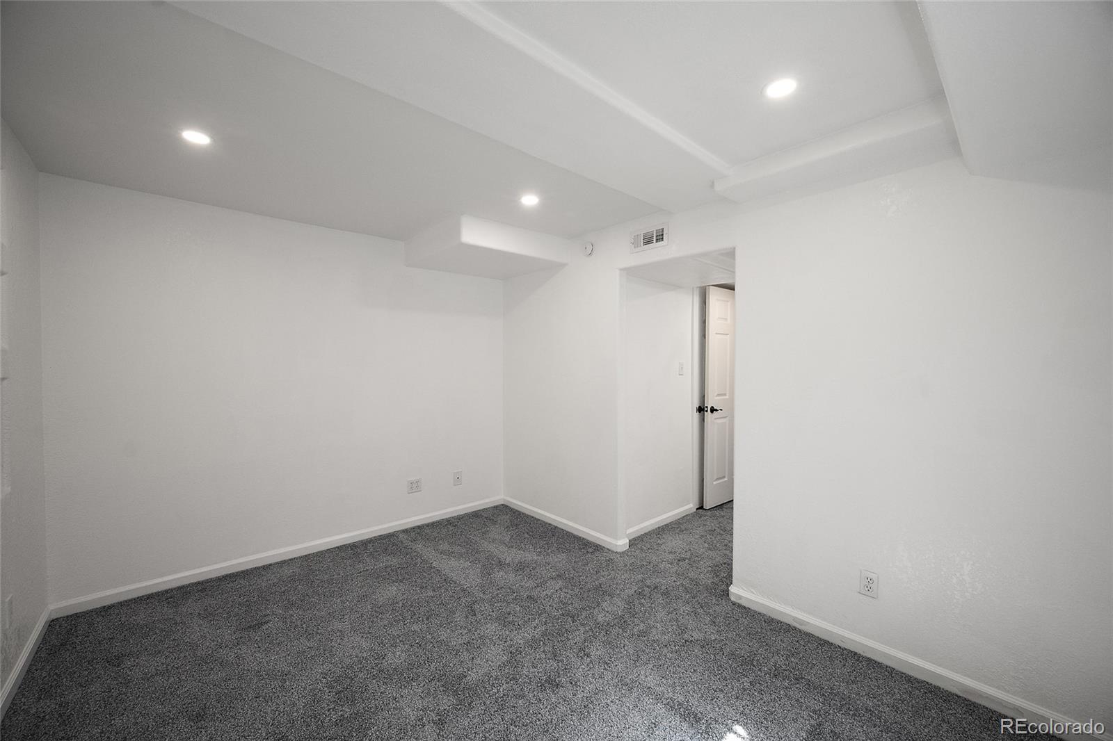 MLS Image #23 for 1885 s quebec way g110,denver, Colorado