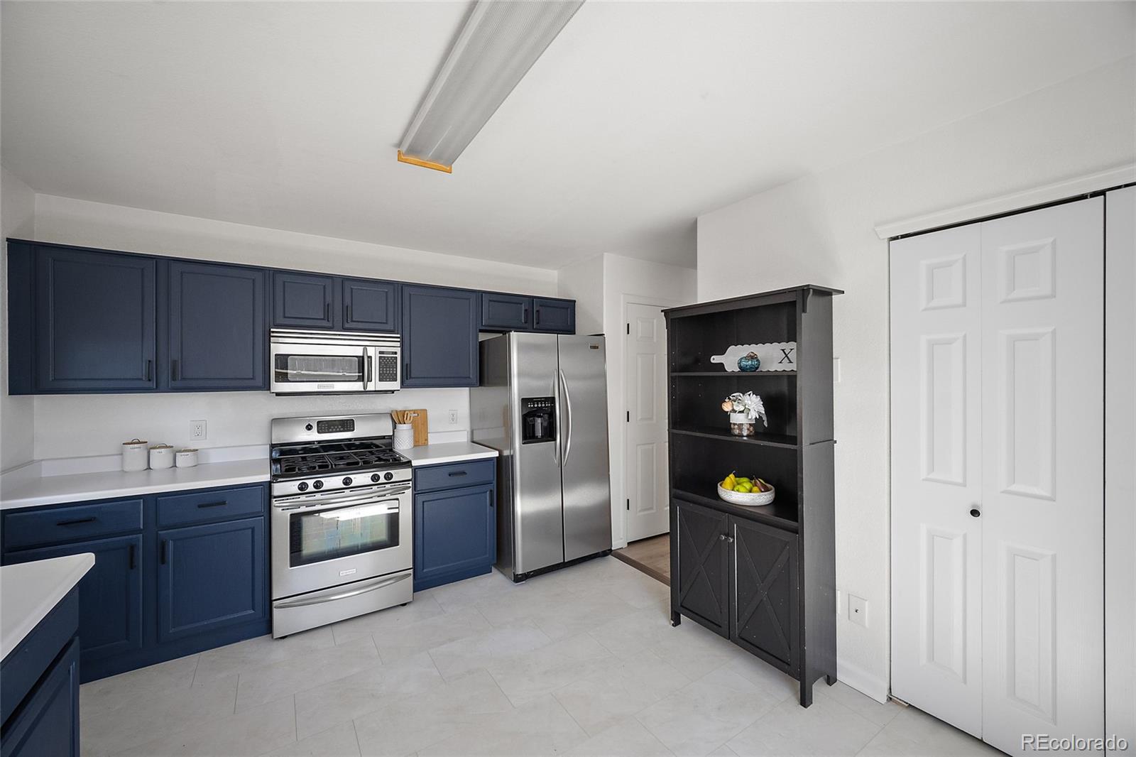 MLS Image #7 for 1885 s quebec way g110,denver, Colorado