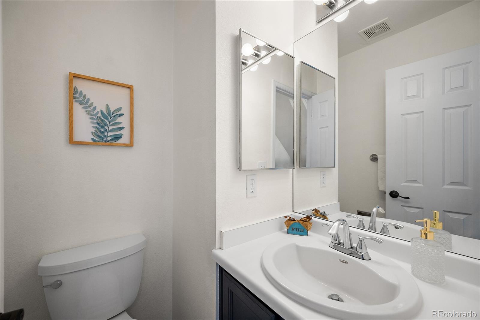 MLS Image #9 for 1885 s quebec way g110,denver, Colorado