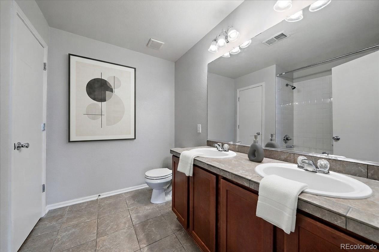 MLS Image #15 for 8140 e 29th place,denver, Colorado