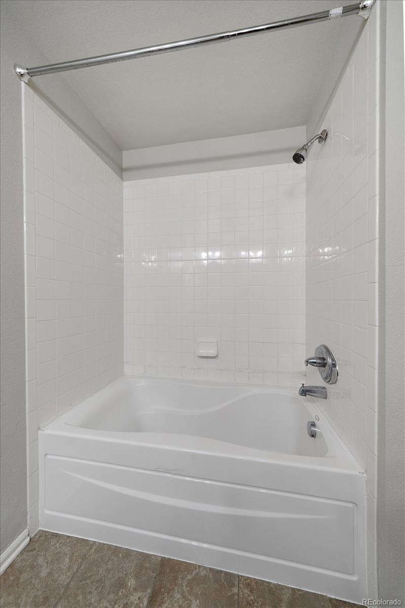MLS Image #16 for 8140 e 29th place,denver, Colorado