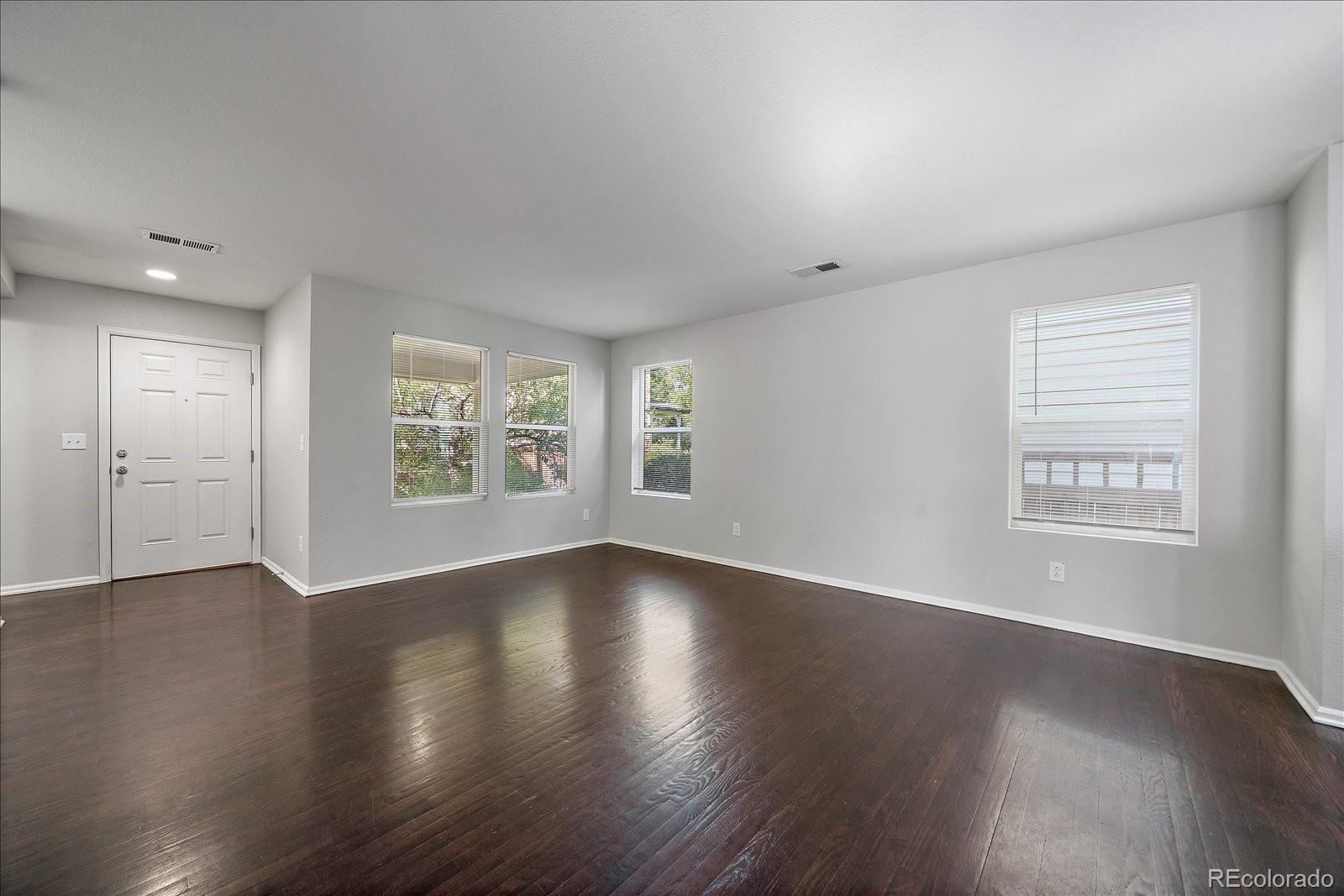 MLS Image #4 for 8140 e 29th place,denver, Colorado
