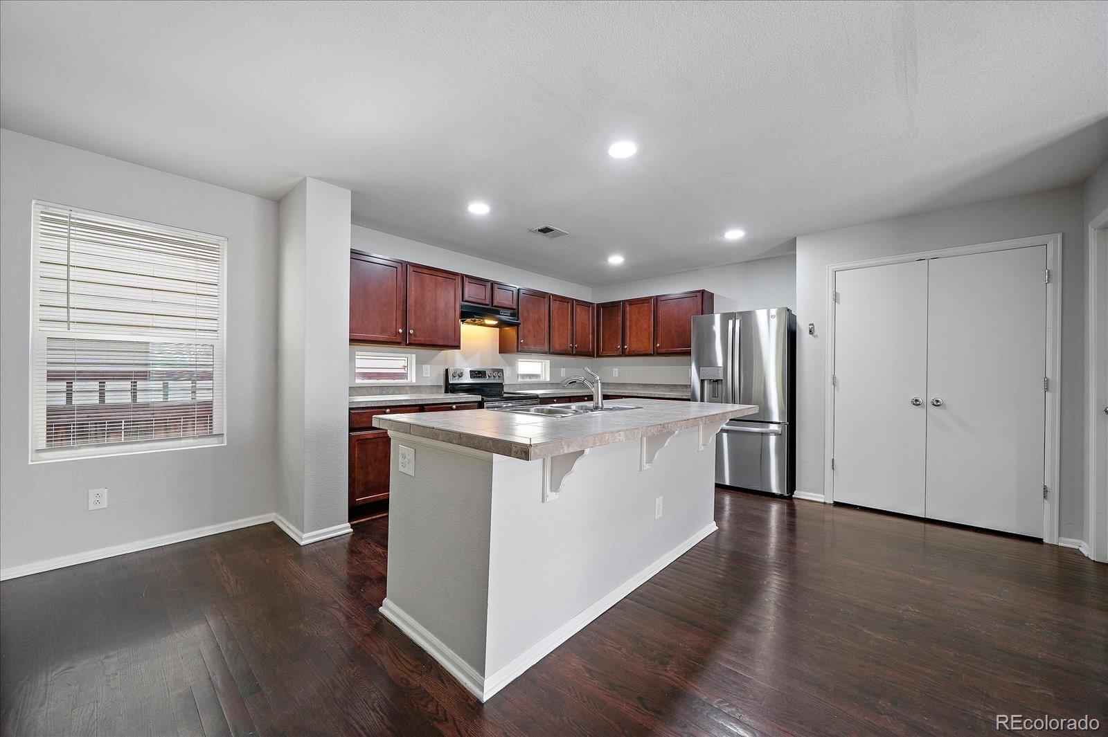 MLS Image #7 for 8140 e 29th place,denver, Colorado