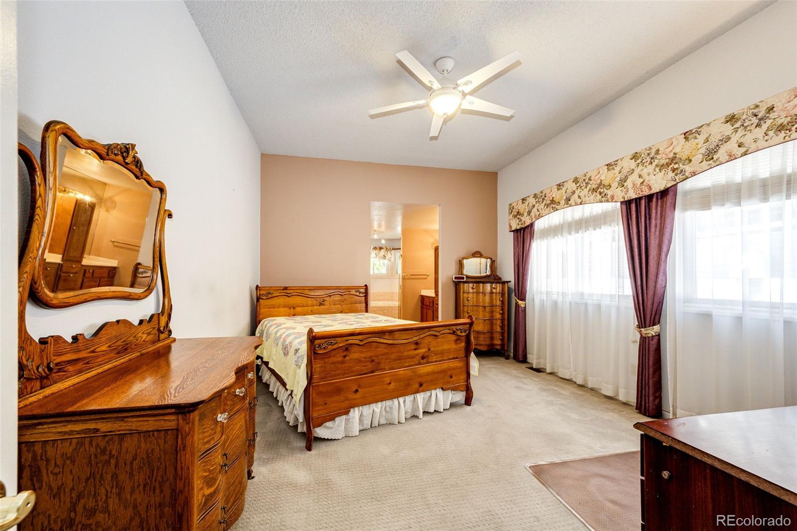 MLS Image #14 for 2566 s independence court,lakewood, Colorado