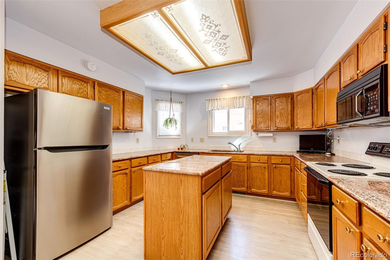 MLS Image #8 for 2566 s independence court,lakewood, Colorado
