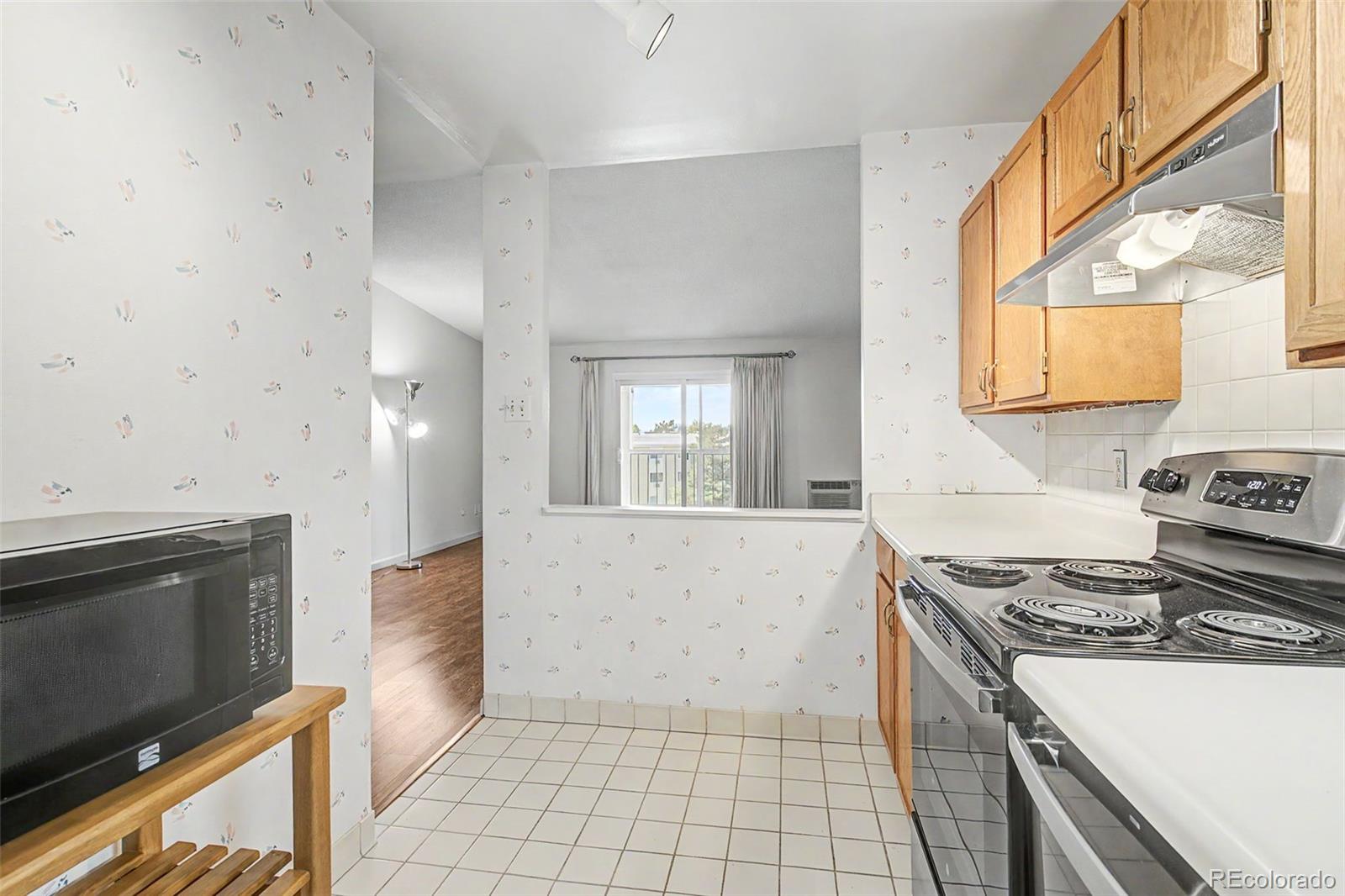 MLS Image #9 for 13635 e bates avenue,aurora, Colorado