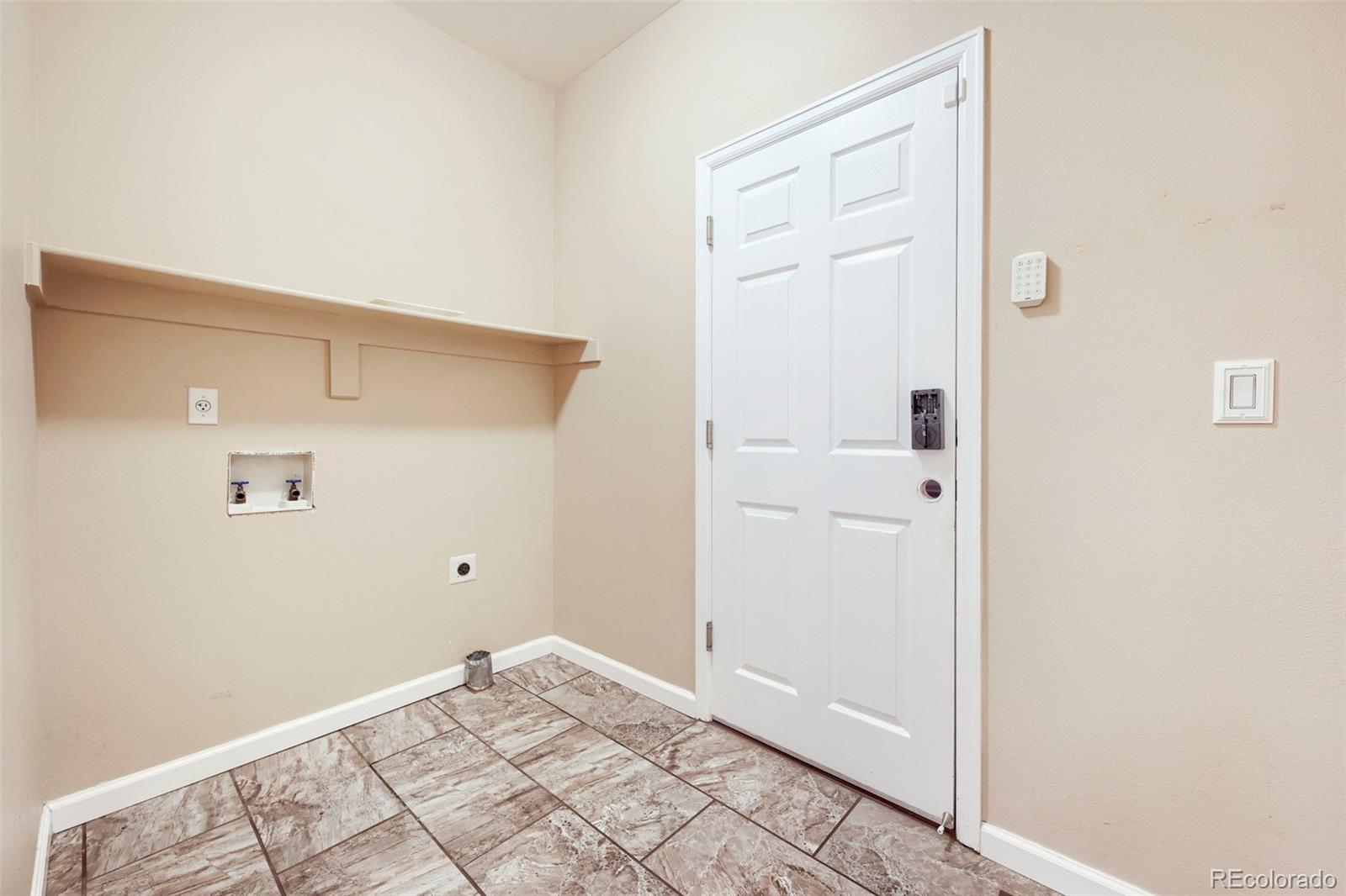 MLS Image #9 for 20502 e union avenue,aurora, Colorado