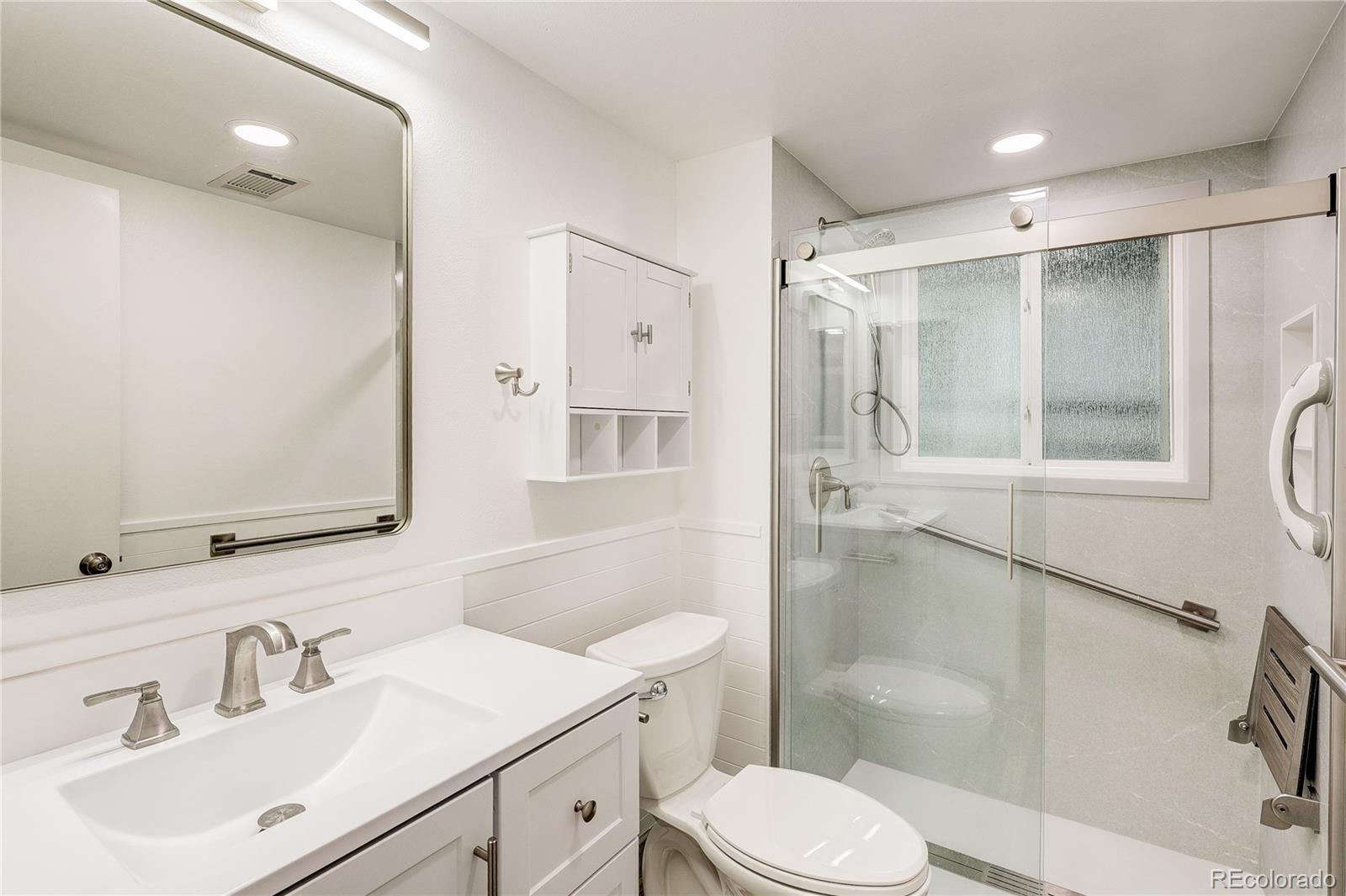 MLS Image #11 for 7703 s elizabeth way,littleton, Colorado