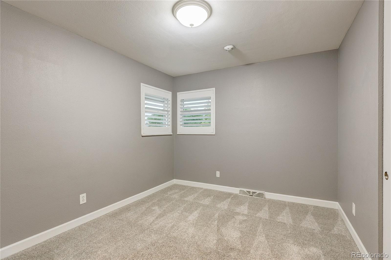 MLS Image #19 for 7703 s elizabeth way,littleton, Colorado