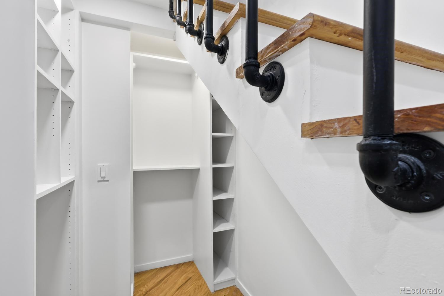 MLS Image #17 for 720  16th street 520,denver, Colorado