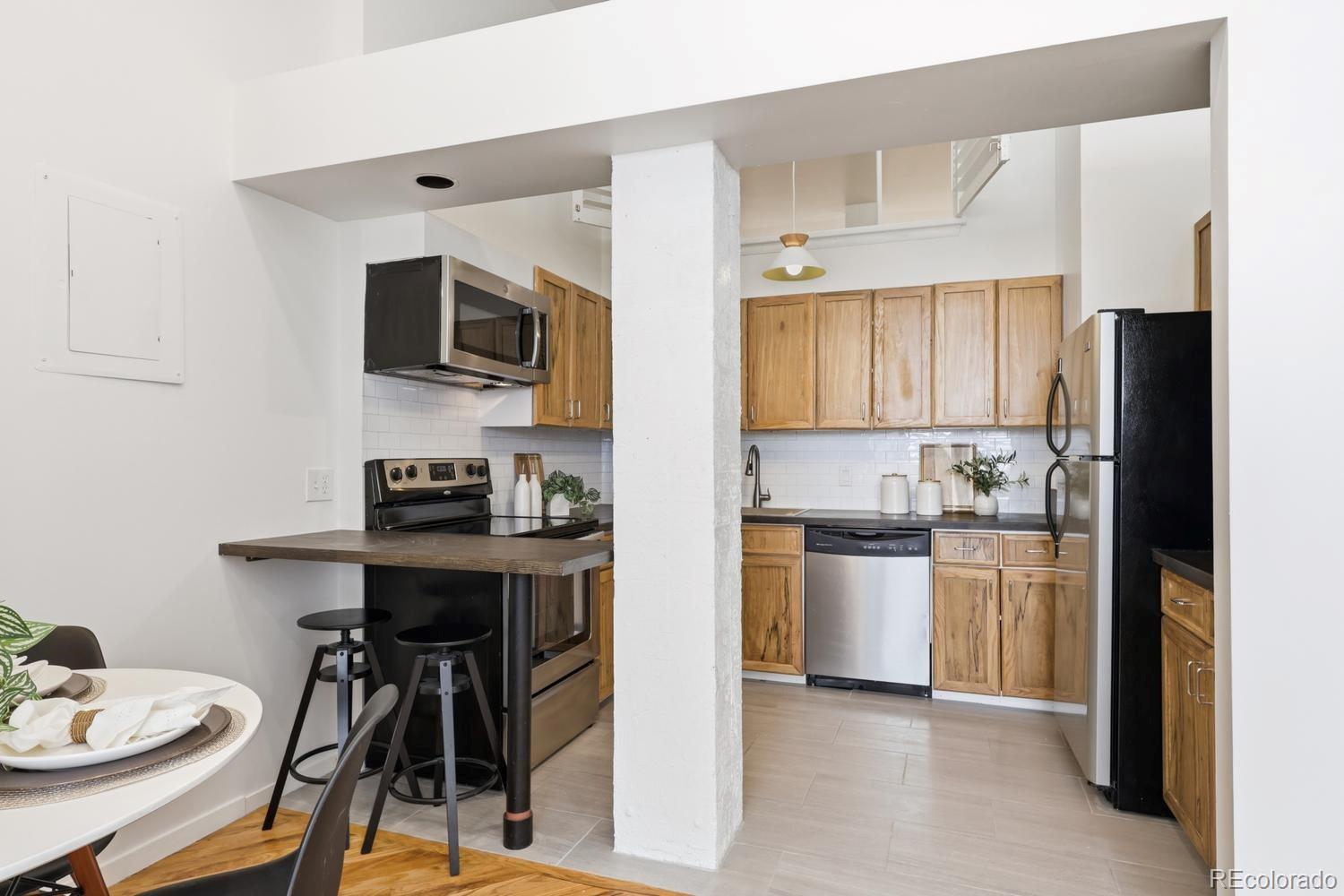 MLS Image #9 for 720  16th street 520,denver, Colorado