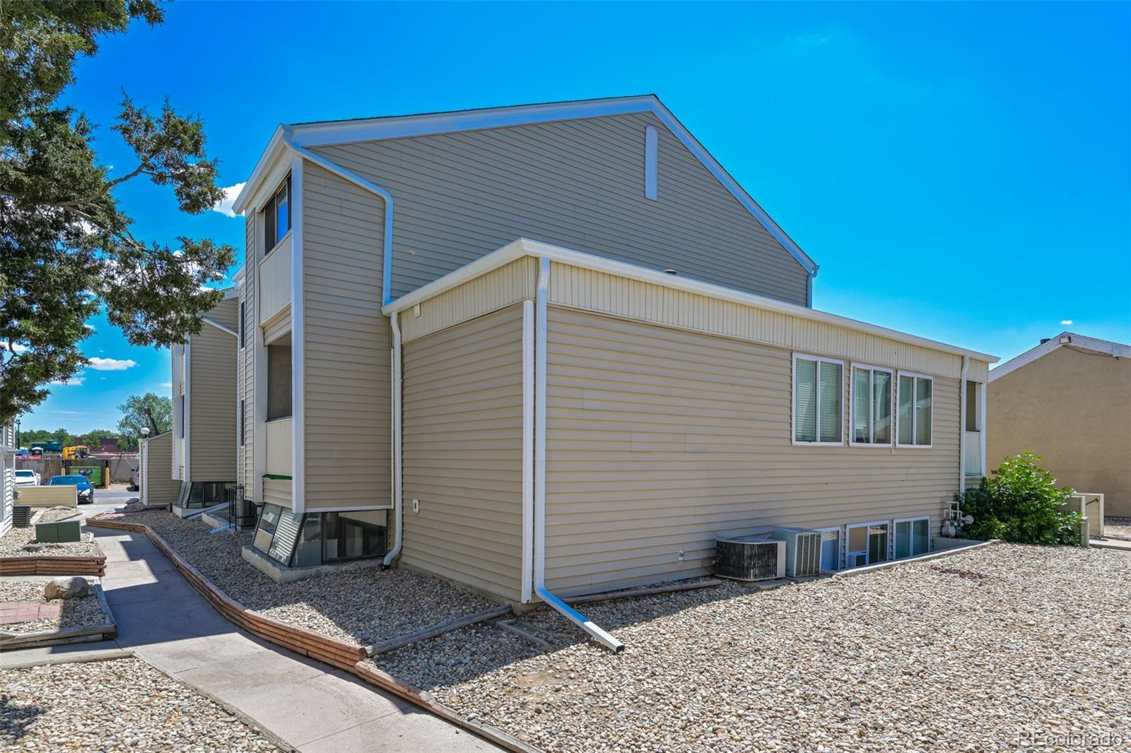 MLS Image #23 for 10772 e exposition avenue,aurora, Colorado