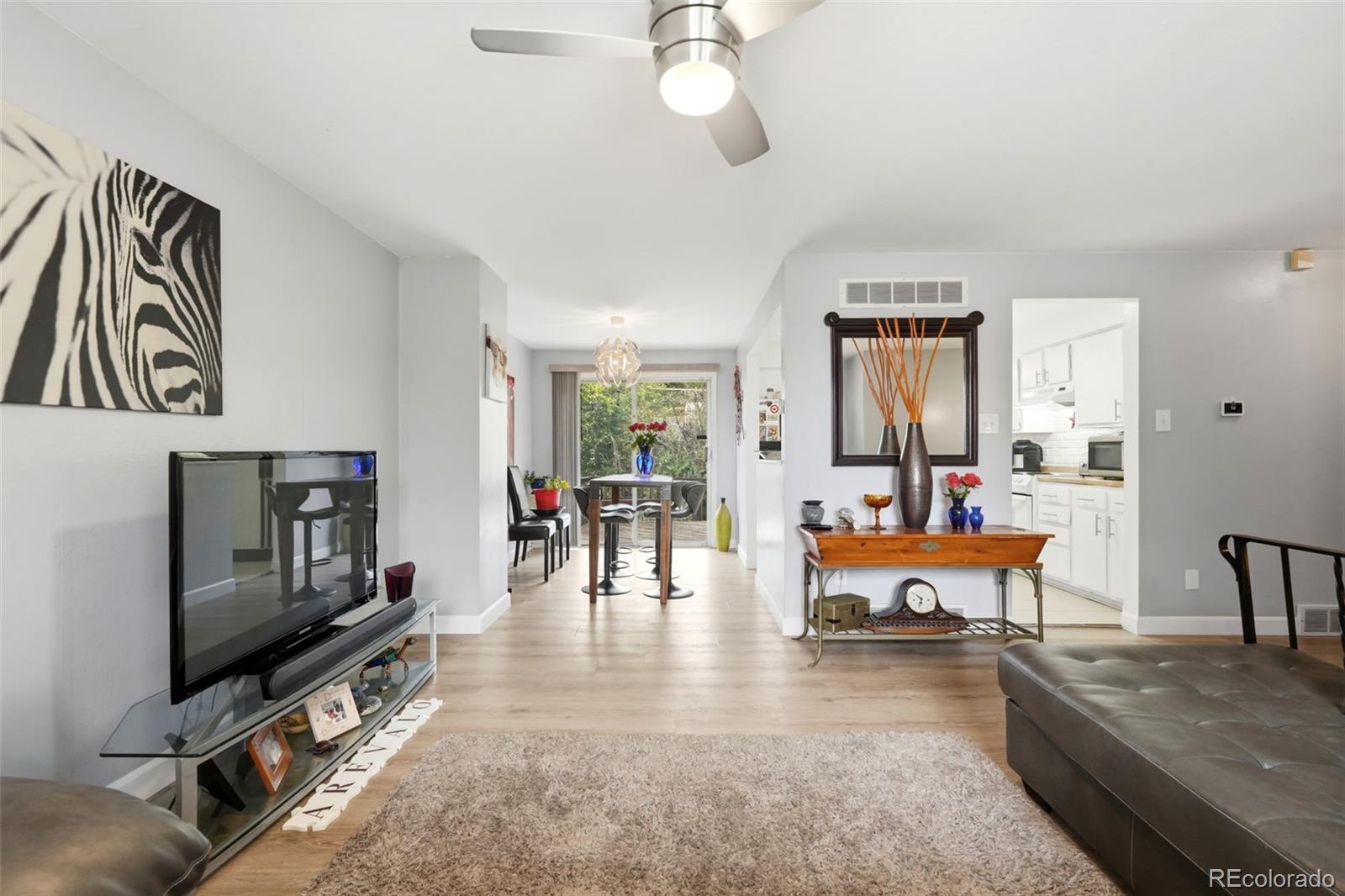 MLS Image #9 for 984 s victor way,aurora, Colorado
