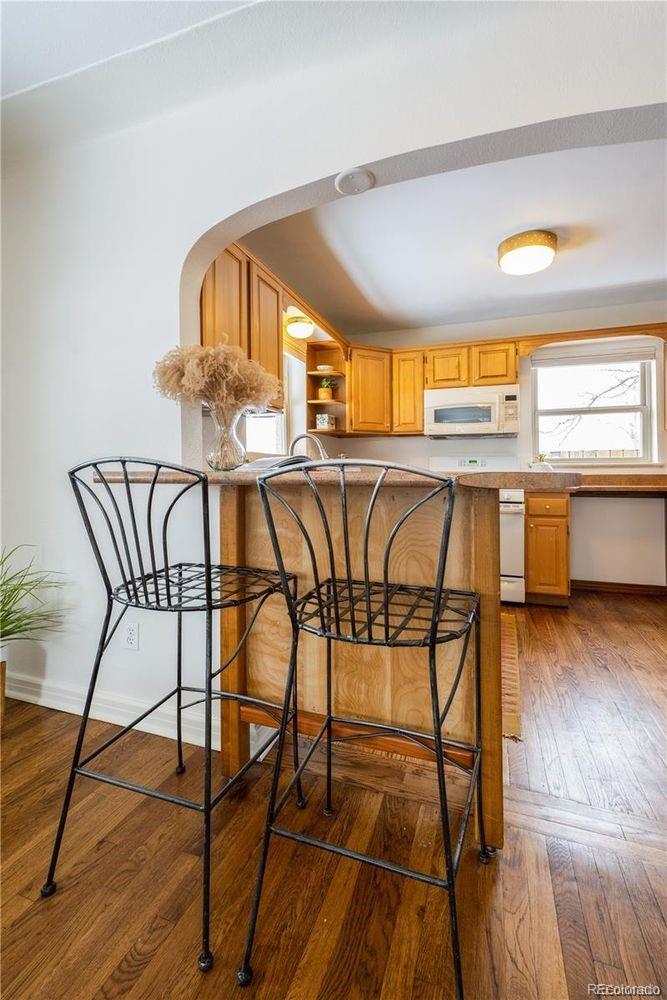 MLS Image #10 for 2102 s pearl street,denver, Colorado