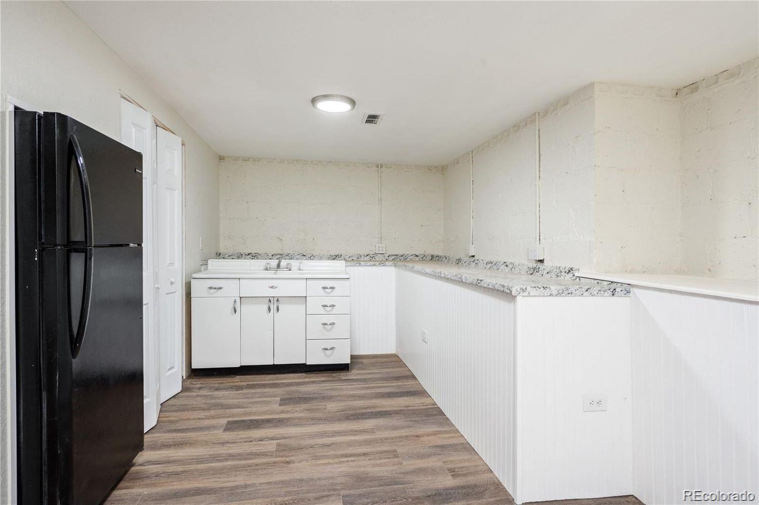 MLS Image #30 for 2102 s pearl street,denver, Colorado