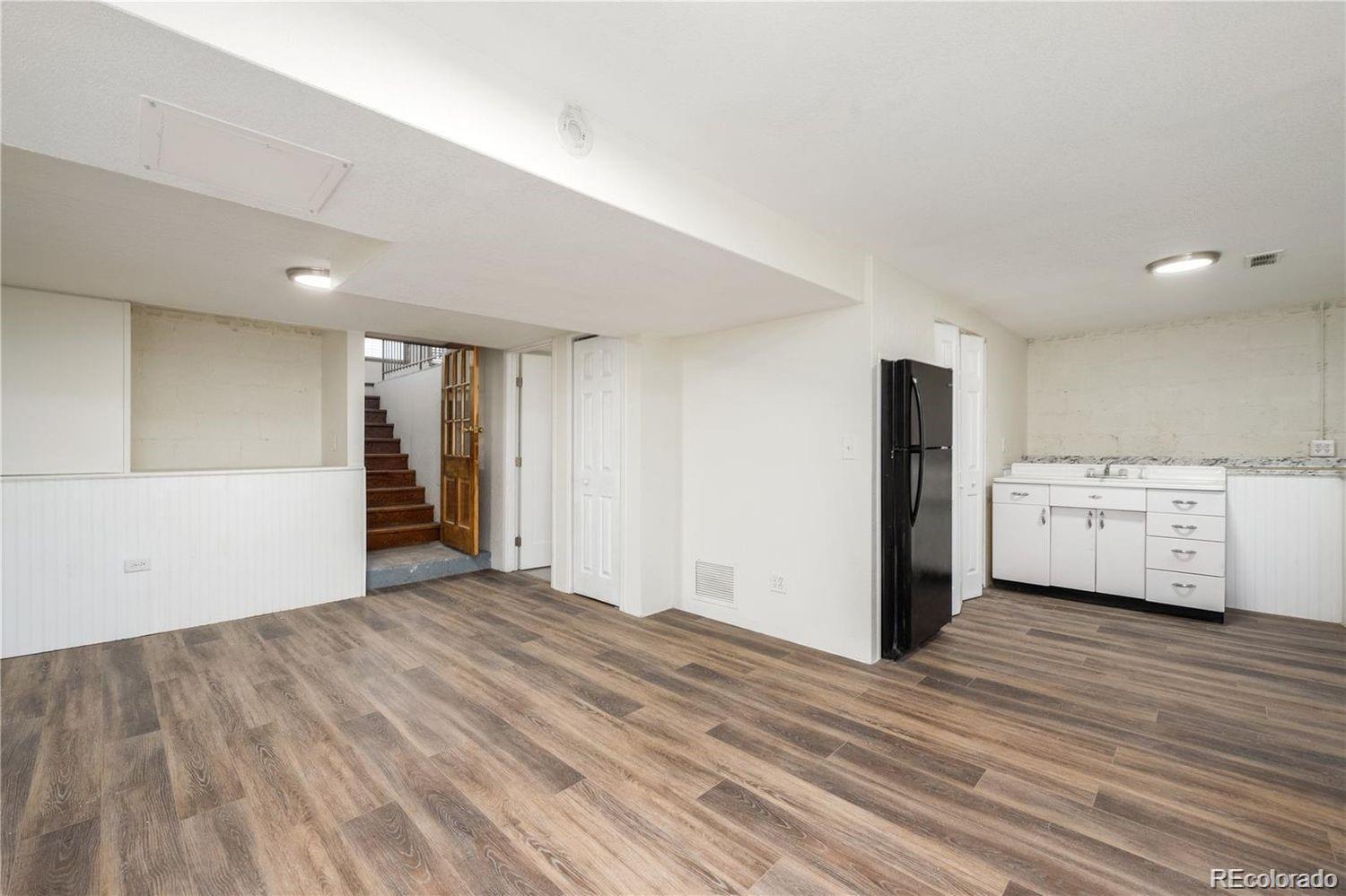 MLS Image #31 for 2102 s pearl street,denver, Colorado