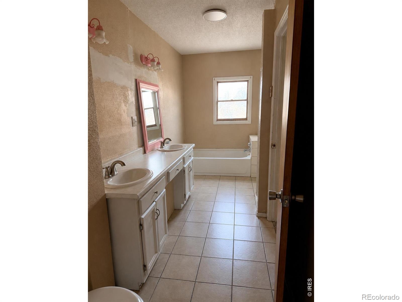 MLS Image #30 for 519  west street,fort morgan, Colorado