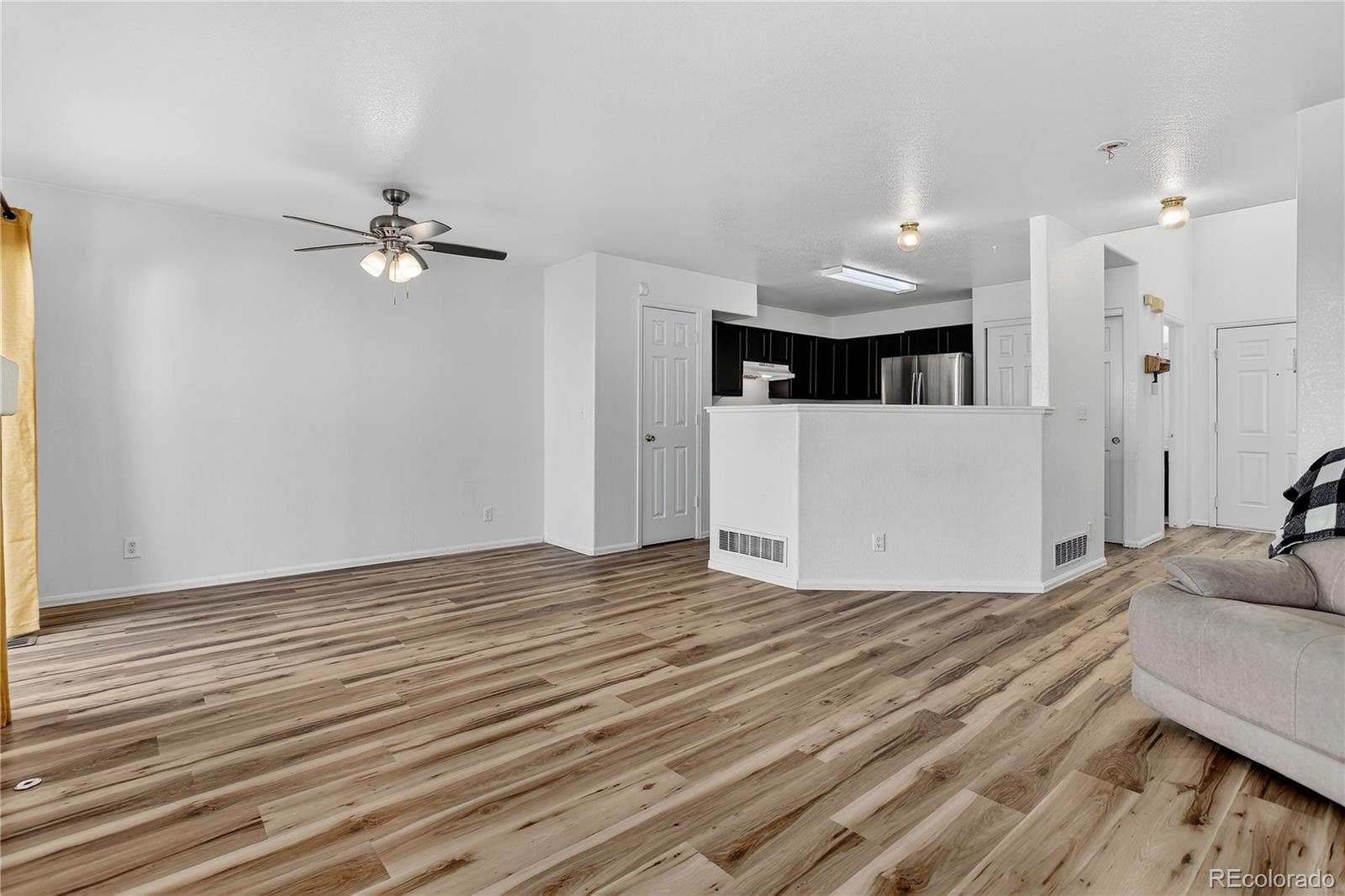 MLS Image #7 for 1295 s zeno circle,aurora, Colorado