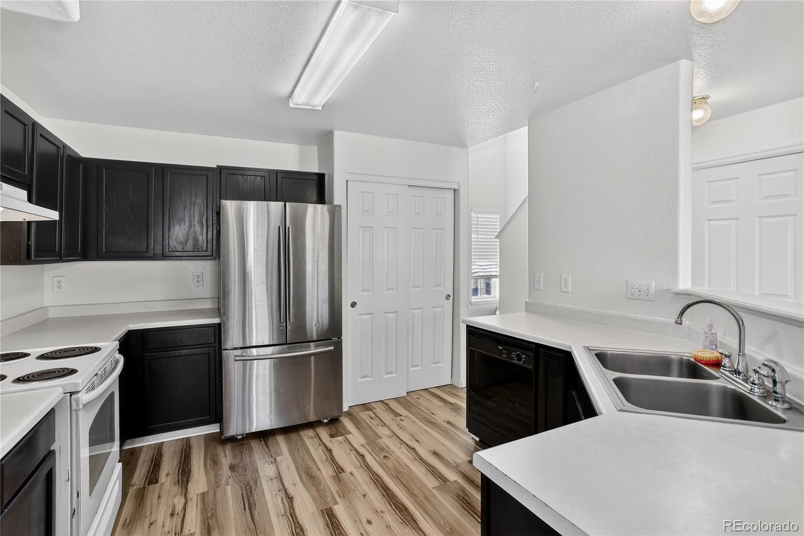 MLS Image #8 for 1295 s zeno circle,aurora, Colorado