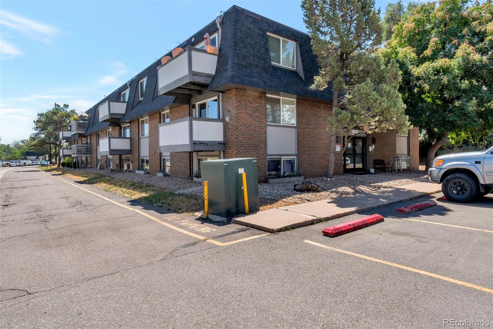 MLS Image #10 for 130 e highline circle 103,centennial, Colorado