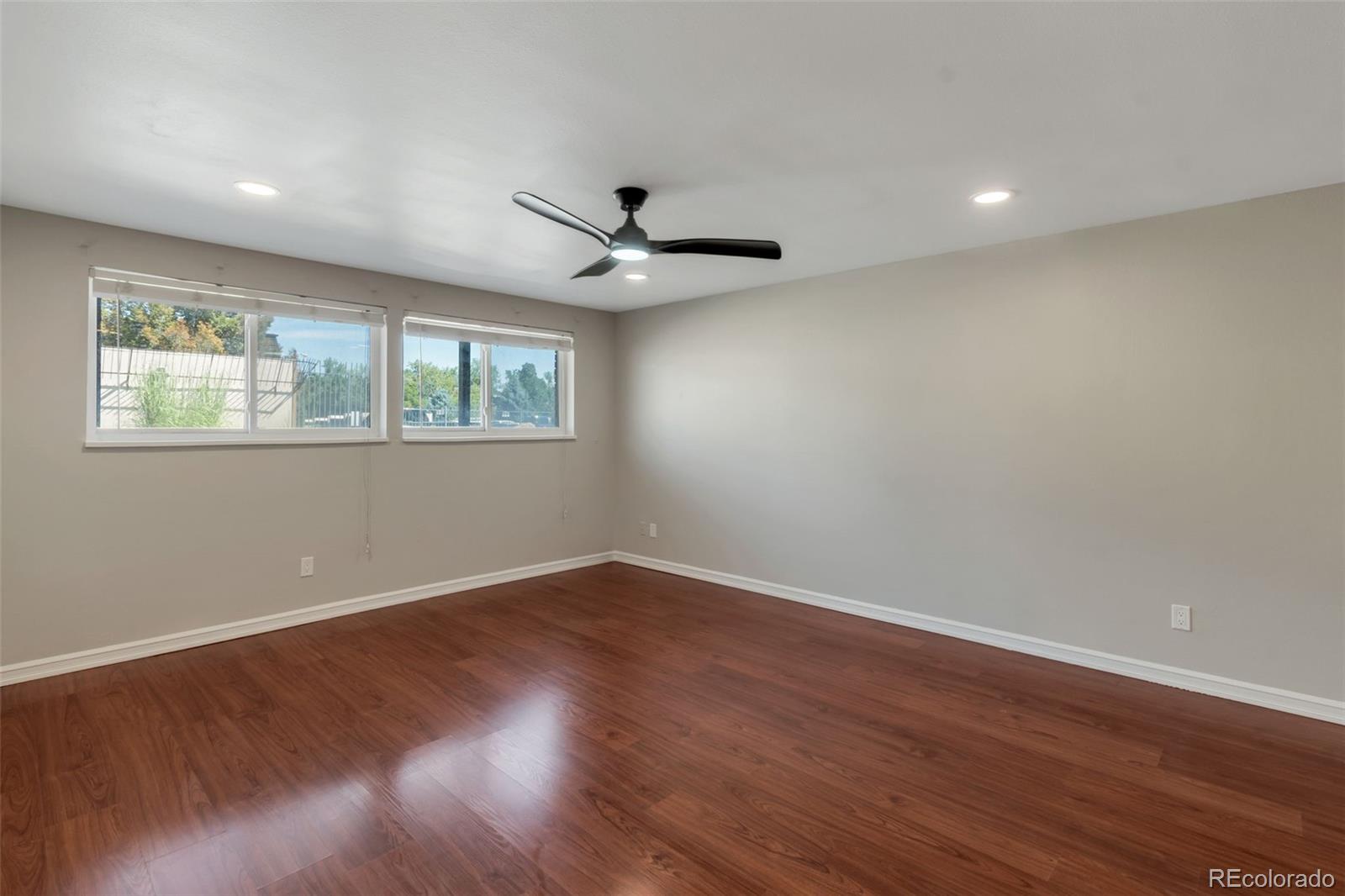 MLS Image #5 for 130 e highline circle 103,centennial, Colorado