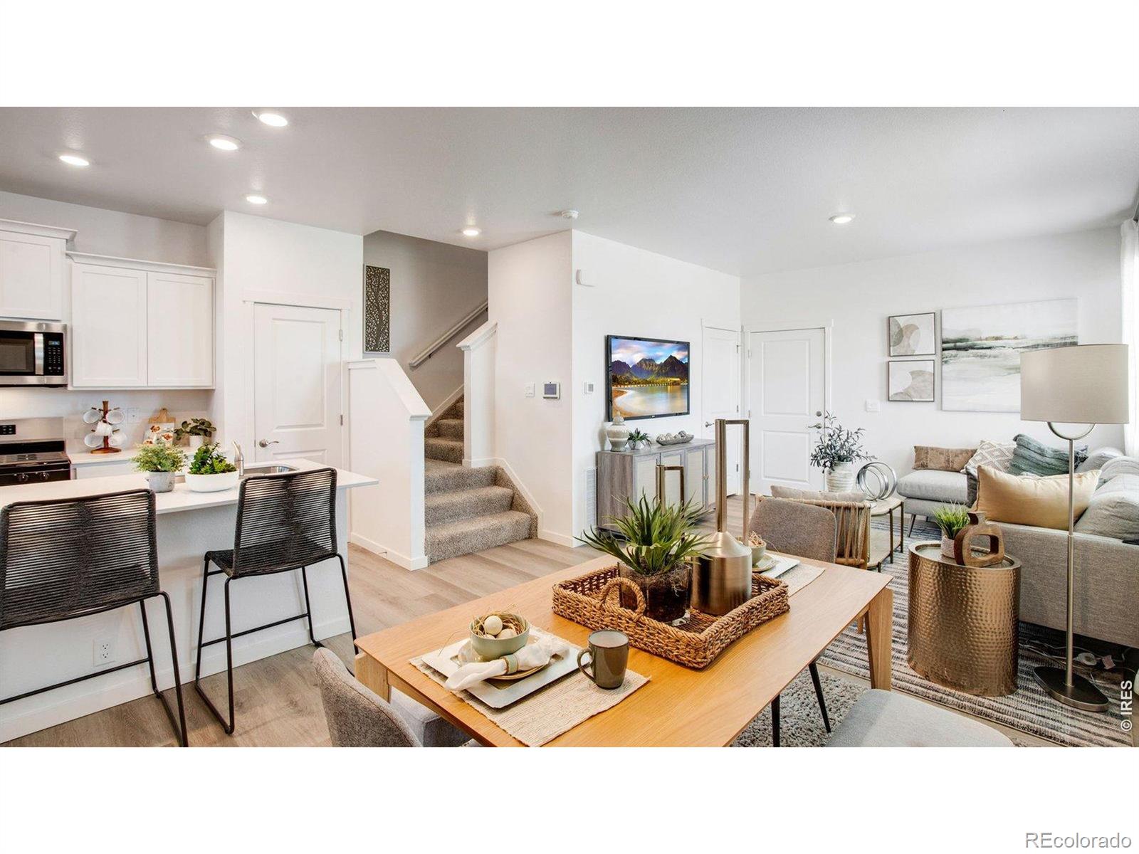 MLS Image #5 for 930  red star lane,johnstown, Colorado