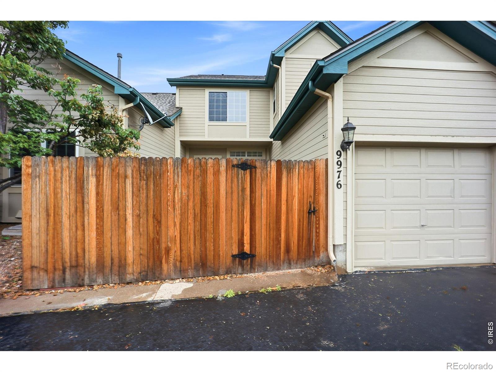MLS Image #9 for 9976 e hawaii place,aurora, Colorado