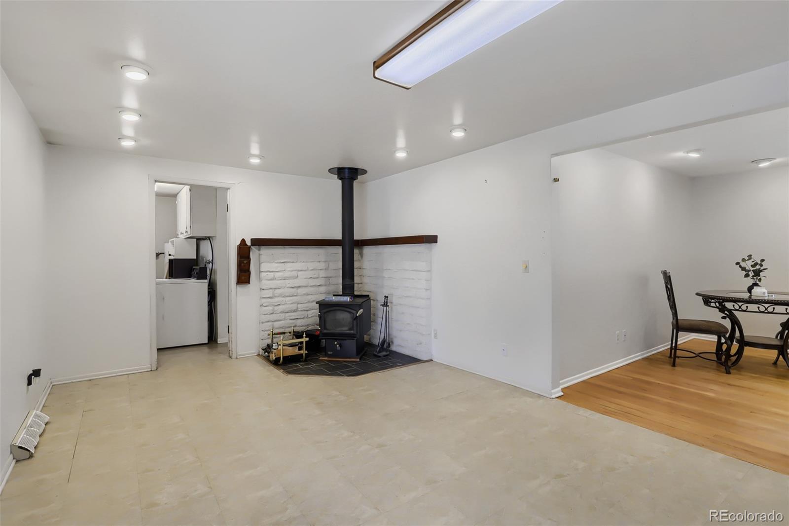 MLS Image #15 for 350 s pierce street,denver, Colorado