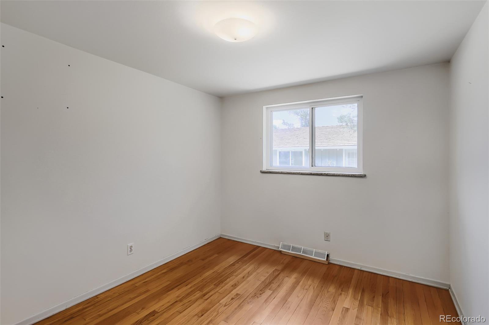 MLS Image #19 for 350 s pierce street,denver, Colorado