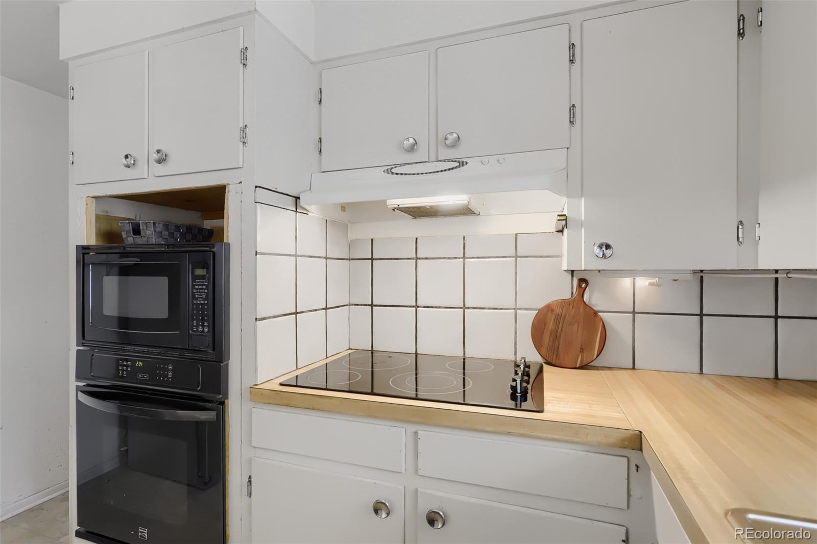 MLS Image #20 for 350 s pierce street,denver, Colorado