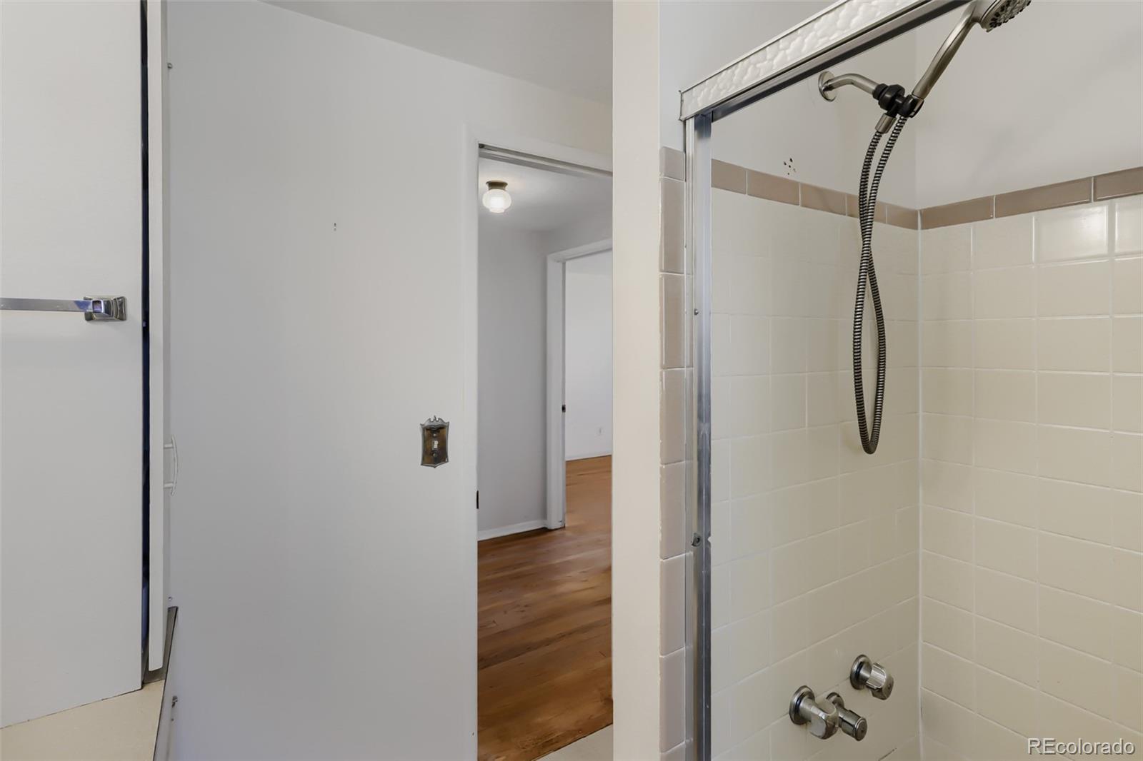 MLS Image #8 for 350 s pierce street,denver, Colorado