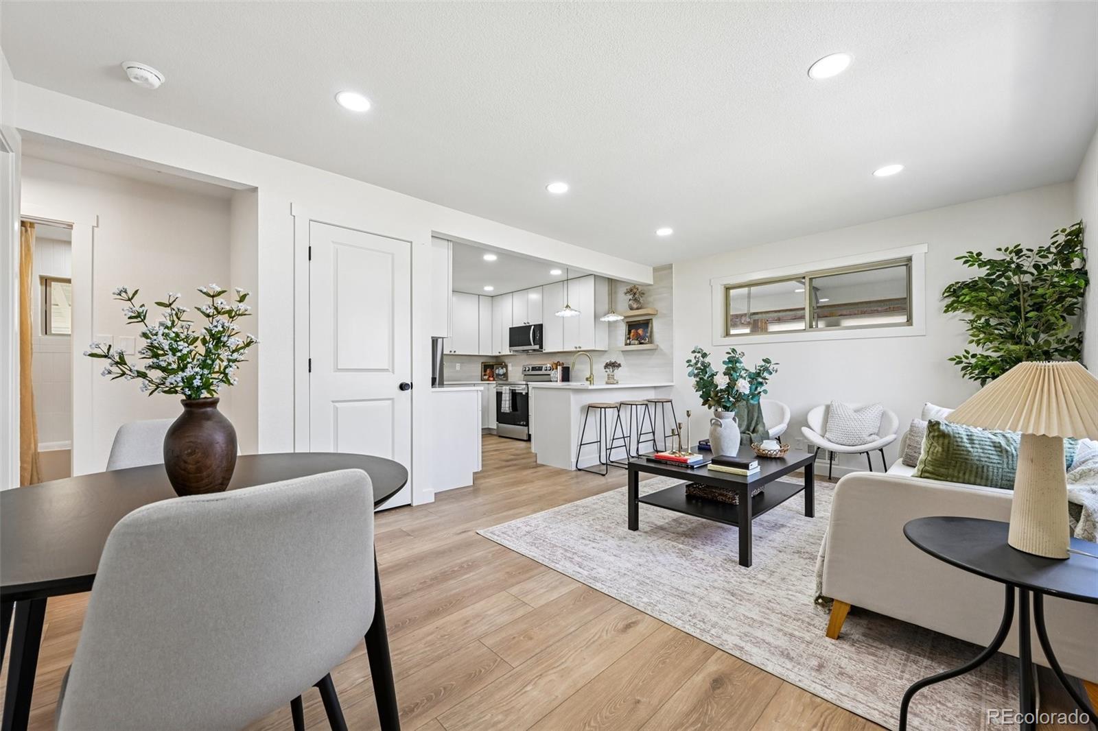 MLS Image #6 for 2020 w 73rd place,denver, Colorado
