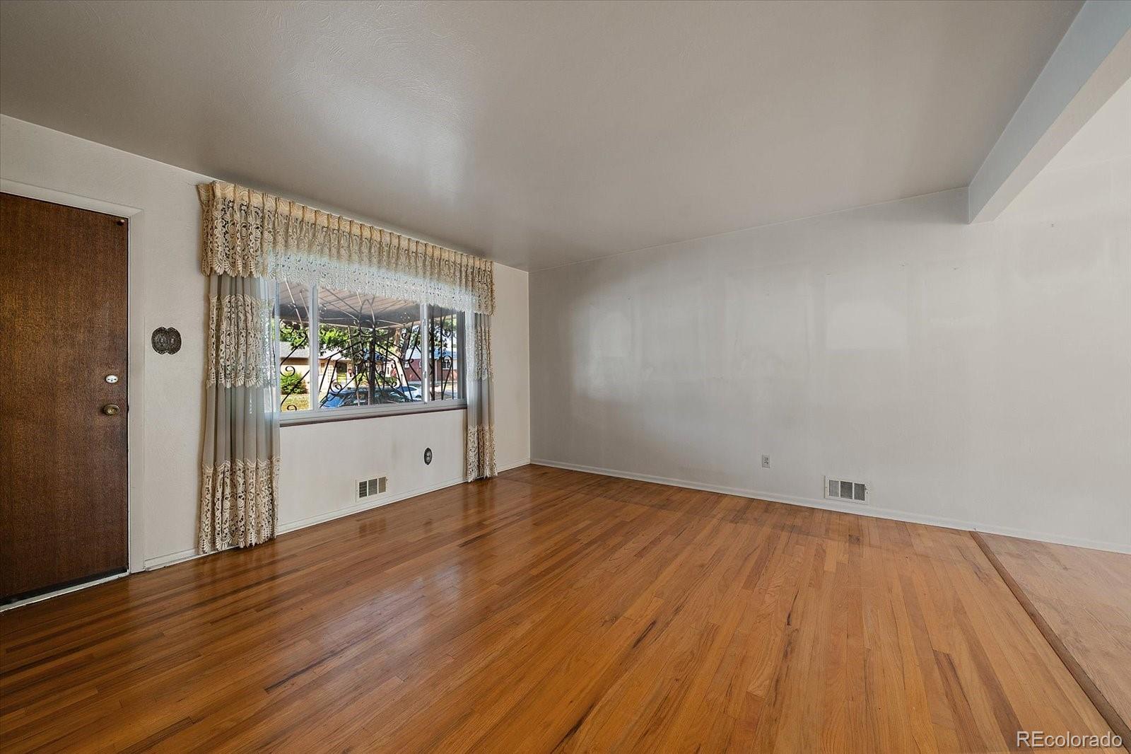 MLS Image #2 for 3180 s utica street,denver, Colorado
