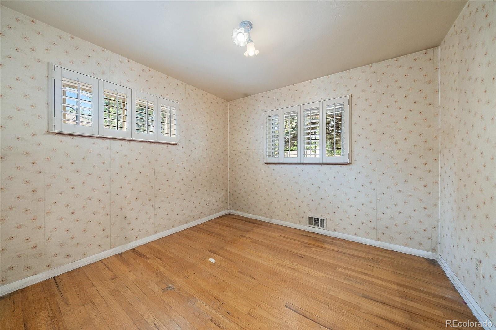MLS Image #9 for 3180 s utica street,denver, Colorado
