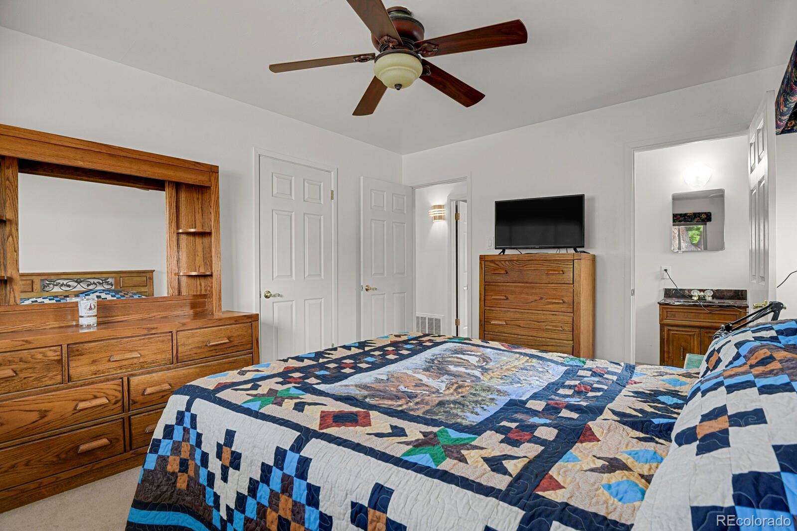 MLS Image #14 for 2834 s zurich court,denver, Colorado