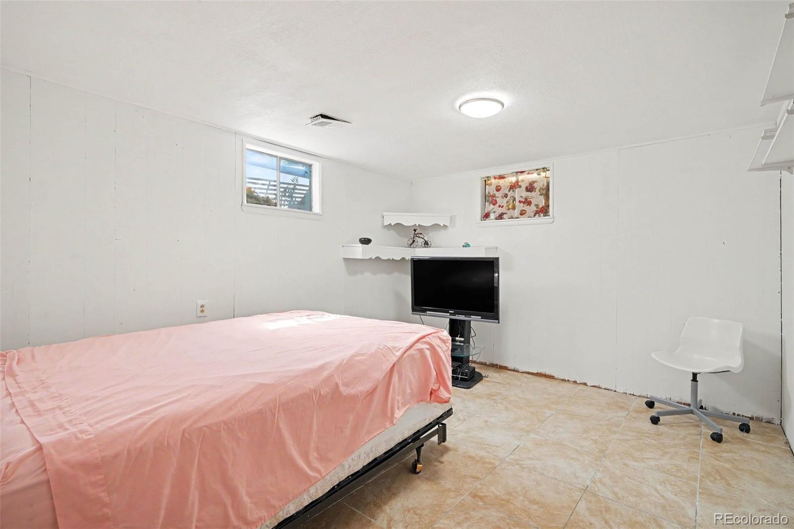 MLS Image #16 for 1483 s balsam street,denver, Colorado