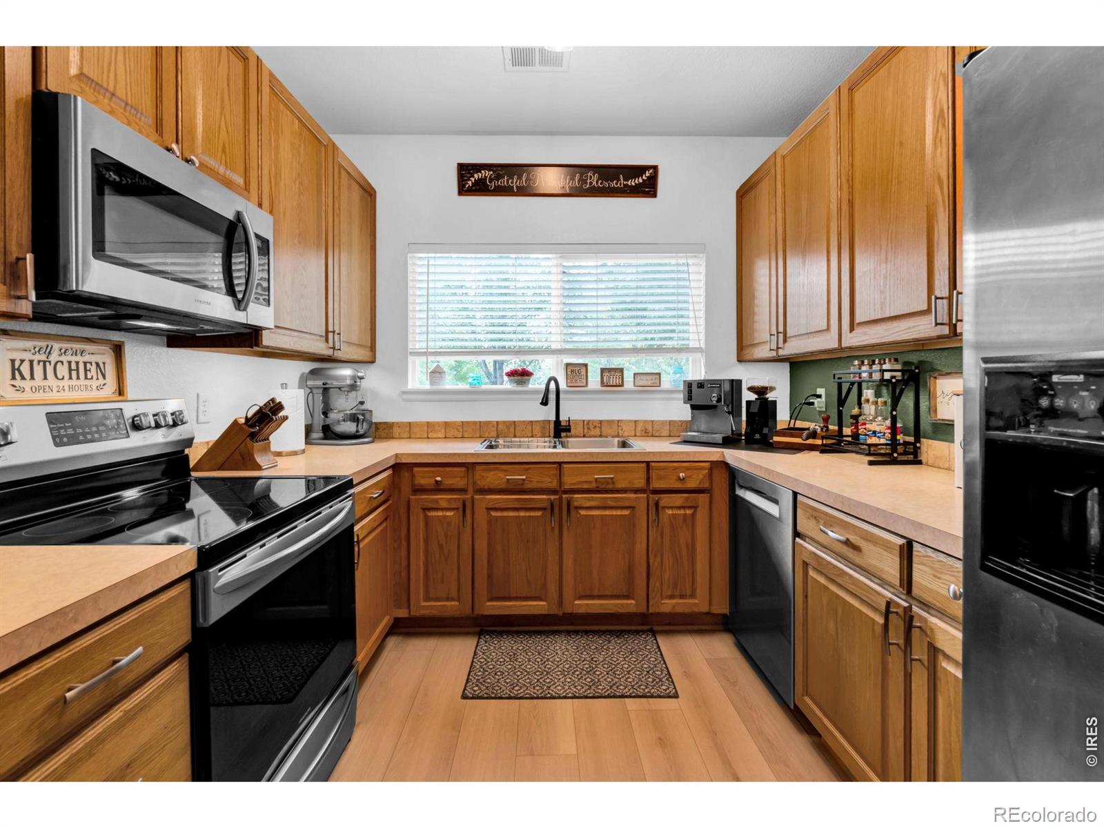 MLS Image #8 for 4715  hahns peak drive,loveland, Colorado
