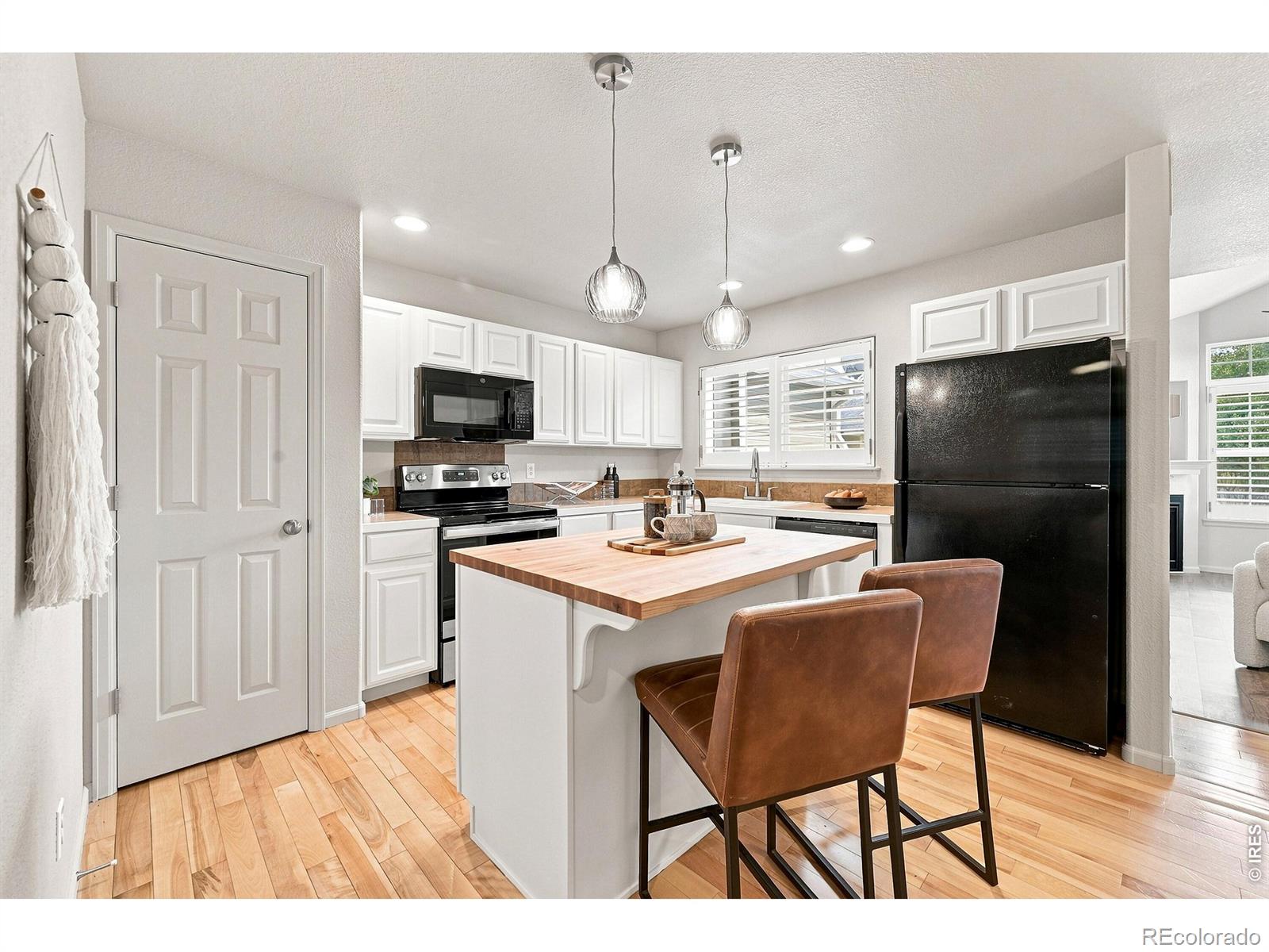 MLS Image #11 for 233  rock bridge lane,windsor, Colorado