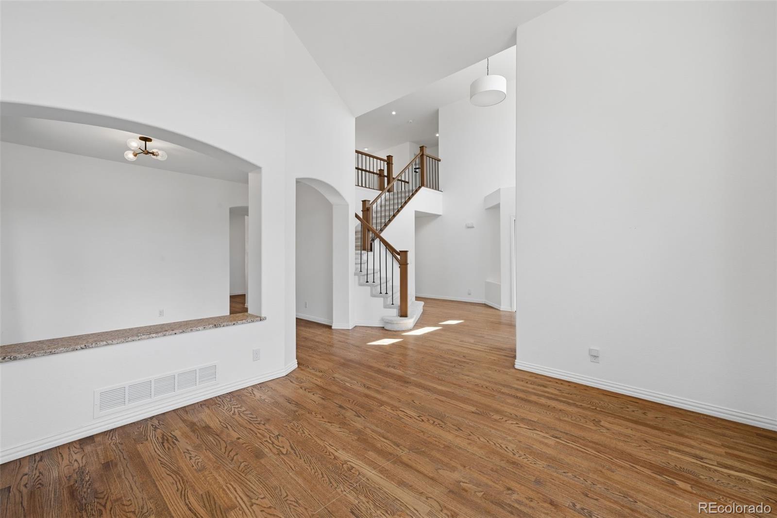 MLS Image #14 for 2010  mulligan drive,colorado springs, Colorado