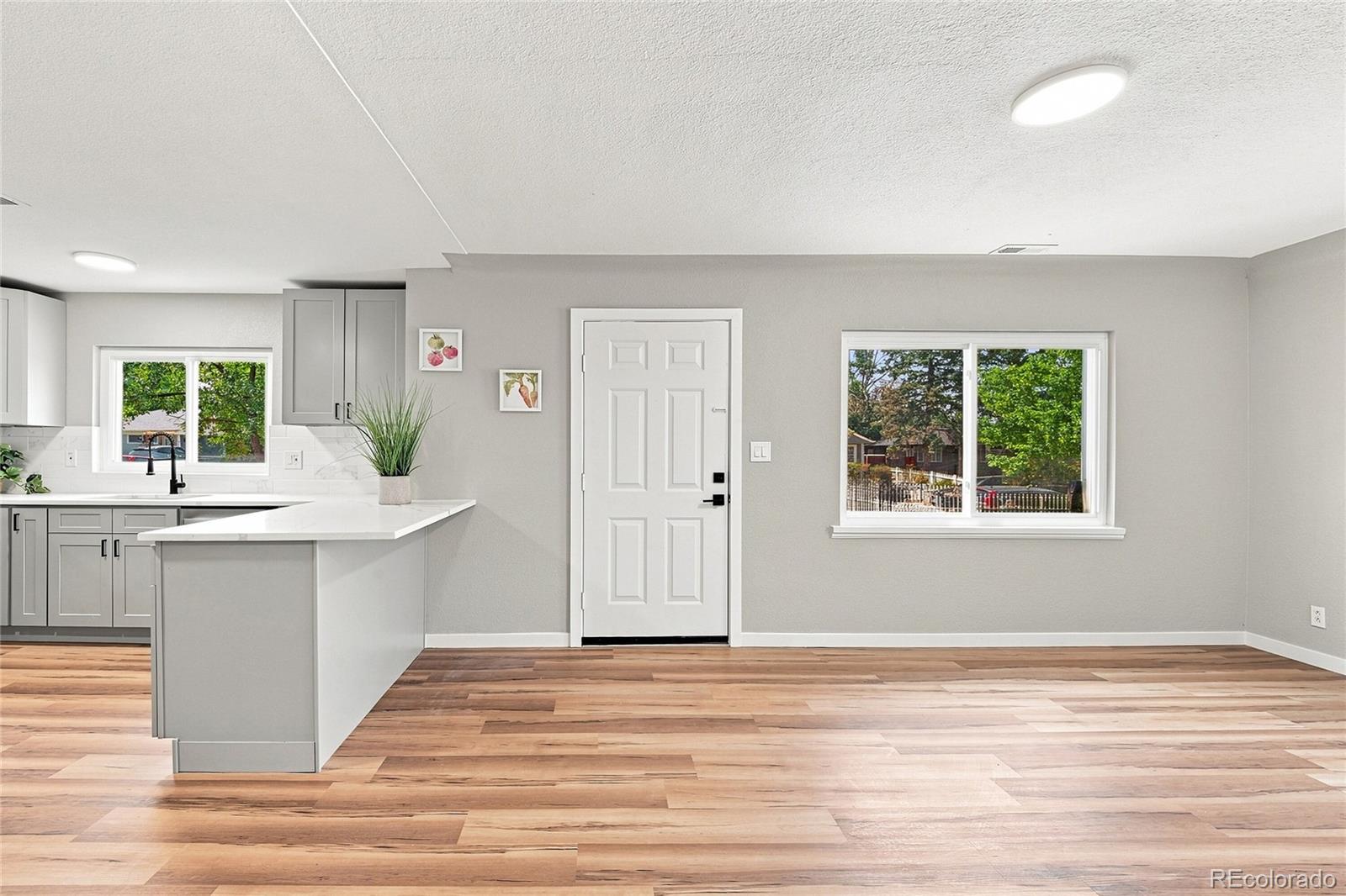 MLS Image #7 for 1364  lima street,aurora, Colorado