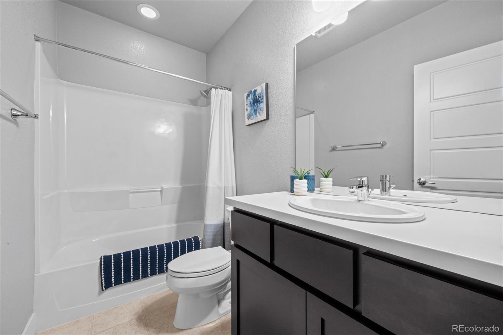 MLS Image #33 for 8803 e 55th avenue,denver, Colorado