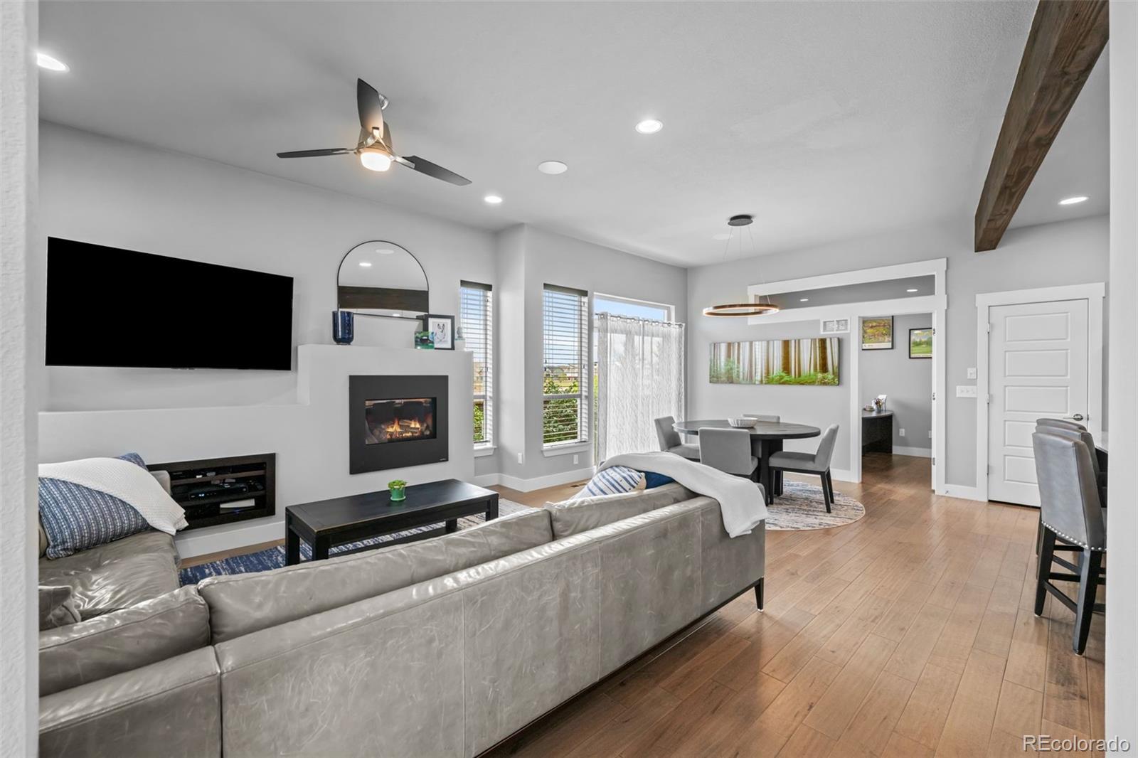 MLS Image #5 for 8803 e 55th avenue,denver, Colorado