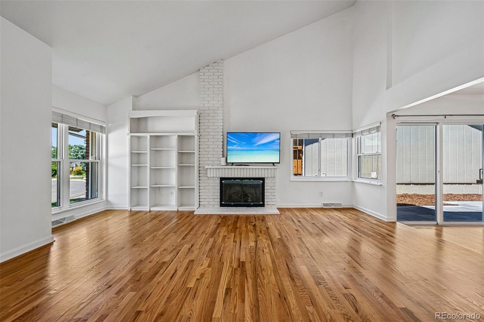 MLS Image #5 for 12239 e amherst circle,aurora, Colorado
