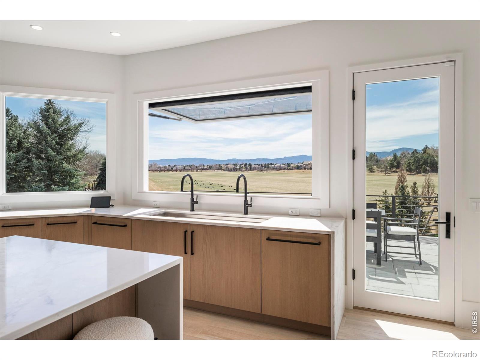 MLS Image #10 for 6930 s polo ridge drive,littleton, Colorado